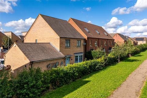 4 bedroom detached house for sale, Aran Court, Oakridge Park, Milton Keynes, Buckinghamshire, MK14