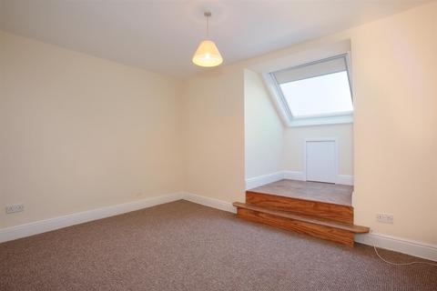 2 bedroom apartment to rent, Grange Road, Sheffield S11