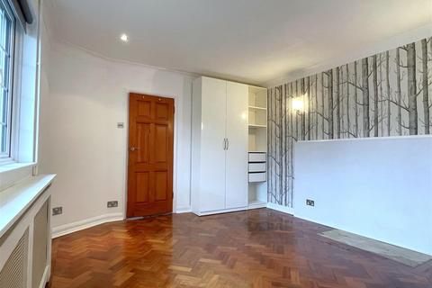 103 Ravensbourne Avenue, Bromley, BR2 0AZ