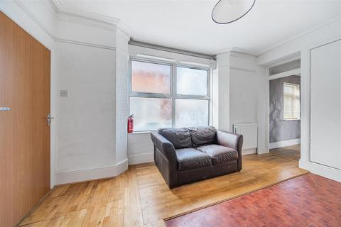 1 bedroom apartment for sale, Great North Road, London N6