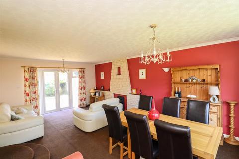 4 bedroom detached bungalow for sale, Grove Road, Church Crookham GU52