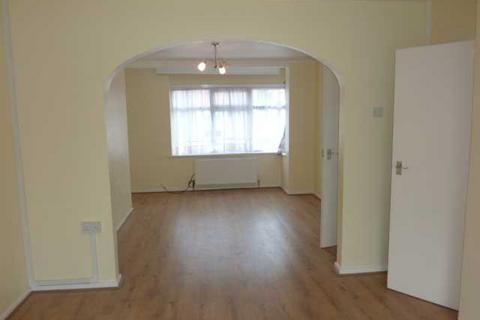 3 bedroom house to rent, Leyland Avenue, Middlesex