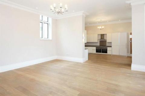 3 bedroom apartment to rent, The Ridgeway, Mill Hill, NW7