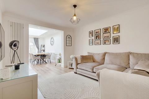 12 Bramble Road, Daws Heath, Benfleet, SS7 2UN