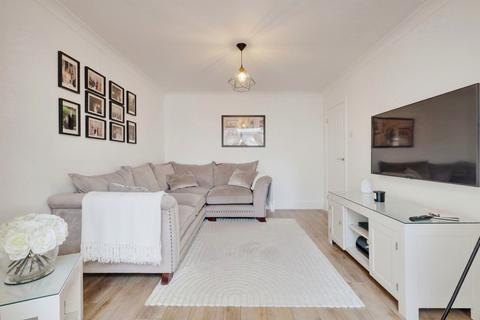 12 Bramble Road, Daws Heath, Benfleet, SS7 2UN
