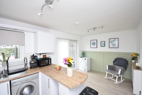 3 Bell View, Newmains, Wishaw, ML2 9DU