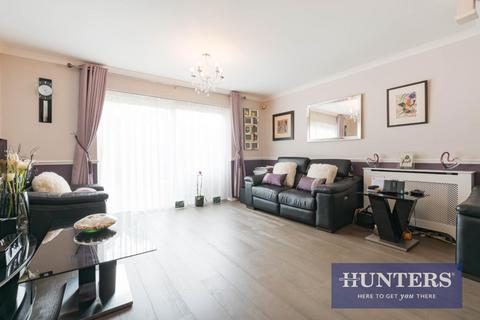 3 bedroom terraced house for sale, Wimborne Close, Worcester Park