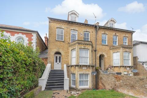 2 bedroom apartment for sale, Canterbury Road, Herne Bay, Kent