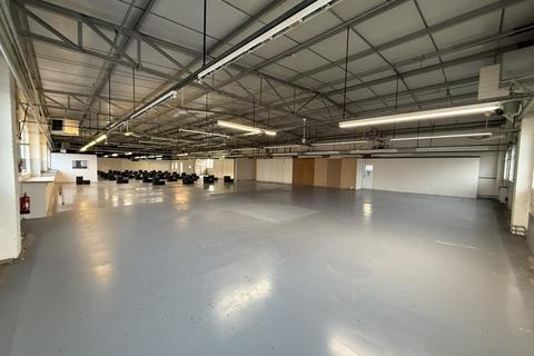 Industrial unit to rent, Dawsons Lane, Barwell, Leicester, Leicestershire, LE9 8BE