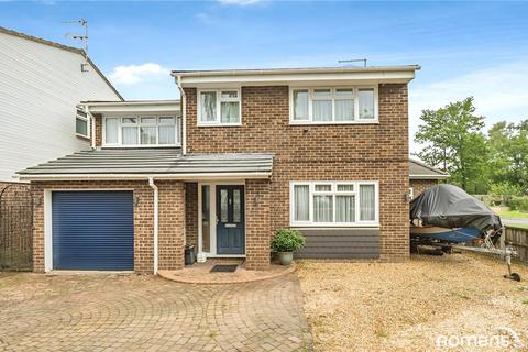 5 bedroom detached house for sale, West Fryerne, Yateley, Hampshire