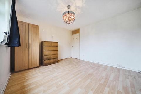 2 bedroom flat for sale, Newbury,  Berkshire,  RG14