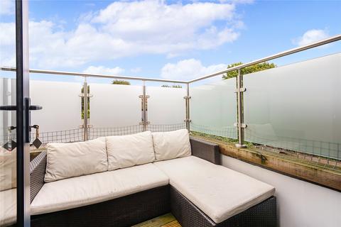 2 bedroom apartment for sale, Seely Road, London SW17