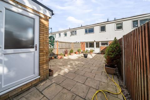 68 Bromley Gardens, Houghton Regis, Dunstable, LU5 5RL