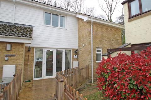 2 bedroom end of terrace house to rent, Creek Gardens, Wootton Bridge, Ryde