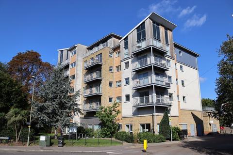 1 bedroom apartment for sale, Coombe Way, Farnborough GU14