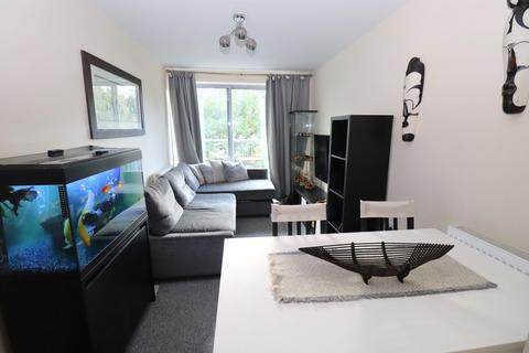 1 bedroom apartment for sale, Coombe Way, Farnborough GU14