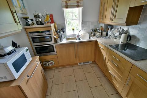 2 bedroom retirement property for sale, Ringwood Road, Ferndown, BH22