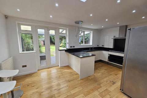 4 bedroom semi-detached house for sale, Eversfield Gardens, Mill Hill, NW7