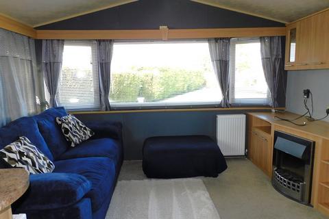 2 bedroom mobile home for sale, Heron Cottage Park, Frostley Gate.