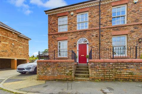 3 bedroom townhouse for sale, Trinity Gardens, Cheshire WA6