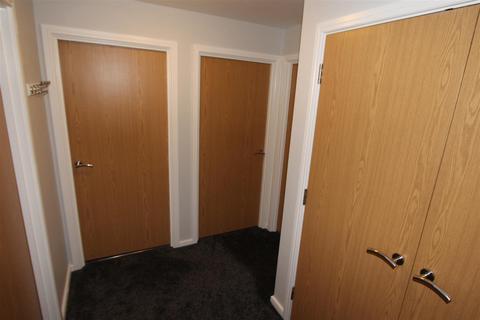 2 bedroom flat for sale, Chaise Meadow, Lymm