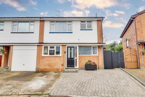 4 bedroom semi-detached house for sale, Merryfield Approach, Leigh-On-Sea SS9