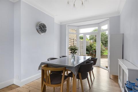 3 bedroom semi-detached house for sale, Faversham Avenue, Enfield