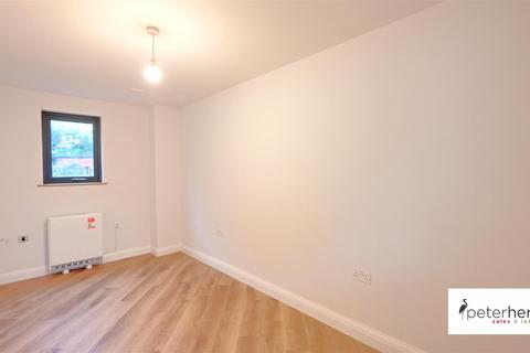 2 bedroom end of terrace house to rent, Wildflower Lane, Whitburn, Sunderland