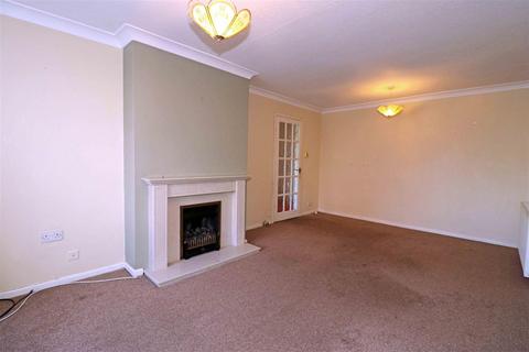 3 bedroom terraced house for sale, Sycamore Grove, Warwick