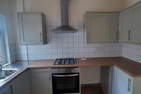 3 bedroom terraced house to rent, Westbrook Road, Chapeltown, Sheffield, South Yorkshire