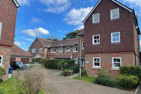 2 bedroom apartment for sale, Reris Grange Close, Milford, Godalming, Surrey