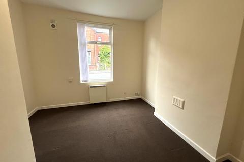 2 bedroom flat for sale, Clifton Street, Swinley, Wigan, WN1