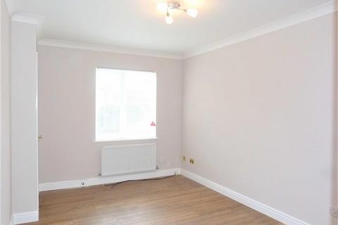 2 bedroom terraced house to rent, Lavender Way, Rushden NN10