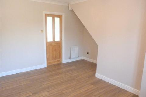 2 bedroom terraced house to rent, Lavender Way, Rushden NN10