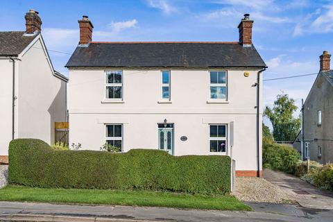 3 bedroom detached house for sale, Wheatley Road, Garsington, OX44