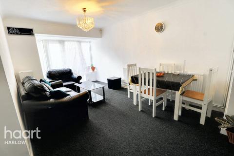 2 bedroom terraced house for sale, The Hides, Harlow