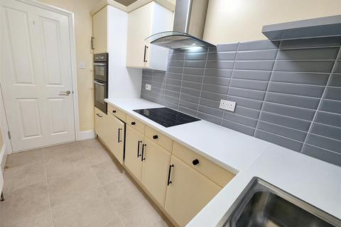 1 bedroom apartment for sale, Queens Road, Ryde, PO33 3BG