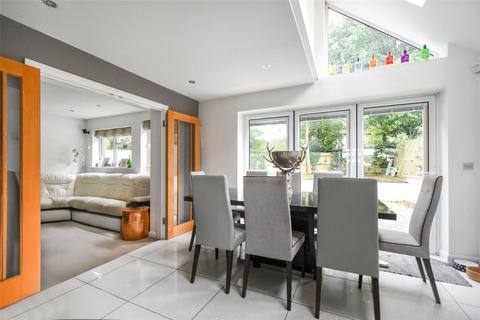 4 bedroom detached house for sale, Garden Close, Hampshire RG27