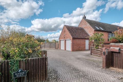 Manor Barn Edgioake Lane, Astwood Bank, Redditch, B96 6LL