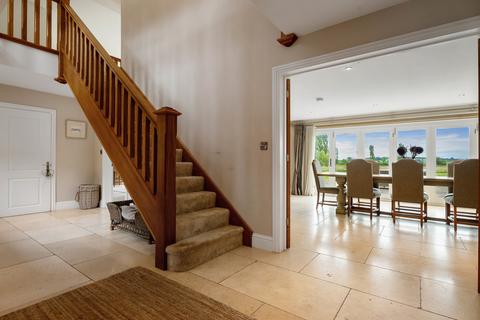 5 bedroom detached house to rent, Clifford Chambers, Stratford-Upon-Avon, Warwickshire CV37 8LA