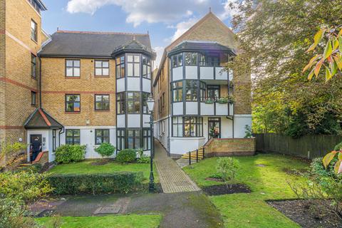 2 bedroom retirement property for sale, Esher Park Avenue, Esher, KT10