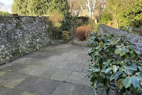 2 bedroom terraced house to rent, Llanbedr Road, Crickhowell, Powys.