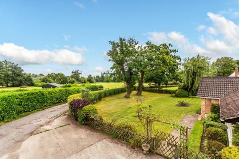 3 bedroom bungalow for sale, Runtley Wood Lane, Sutton Green, Guildford, Surrey, GU4