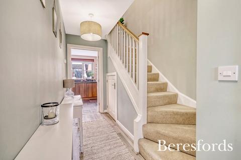 55 Academy Drive, Basildon, SS15 6GQ