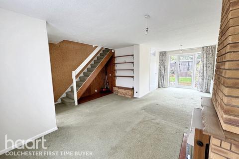 98 Adelaide Drive, Colchester, CO2 8UX