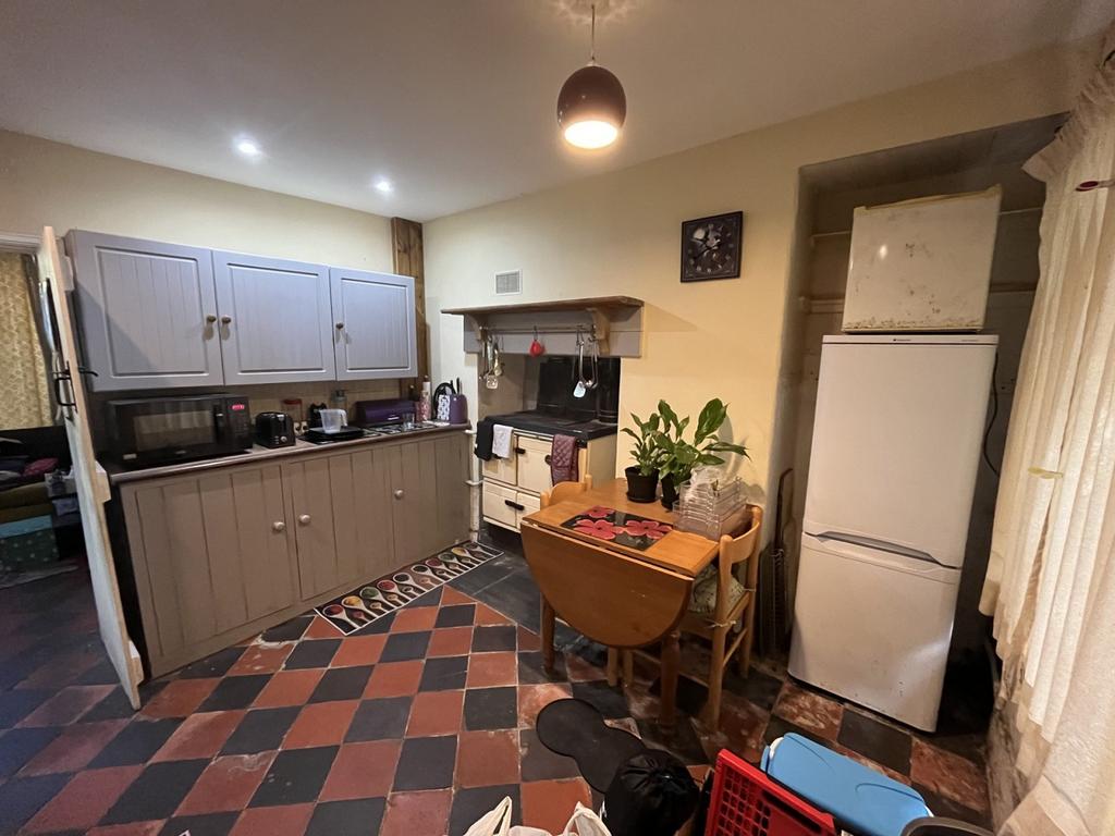 Kitchen / Breakfast Room