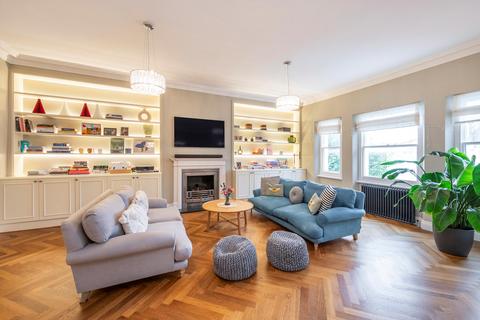 4 bedroom flat for sale, Belsize Park, London, NW3