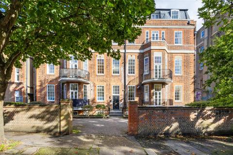 2 bedroom flat for sale, Rochester Gardens, Hove