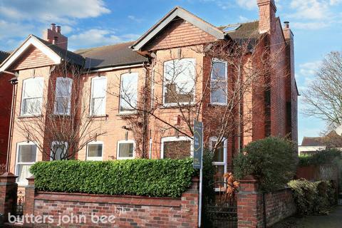 5 bedroom semi-detached house for sale, Marsh Avenue, Wolstanton, Newcastle