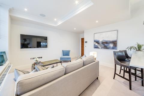 2 bedroom apartment to rent, Rainville Road, London W6